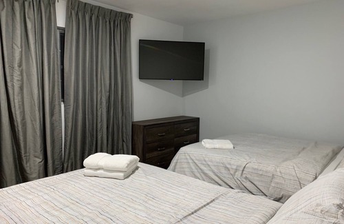 Pompano Beach House | Experience Breeze Vacation Home with Oceanfront Pool