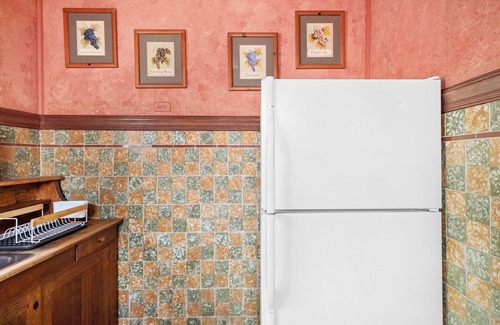 Parque Apartment | Beachside Apartment with Full AC Just Steps from the Sand