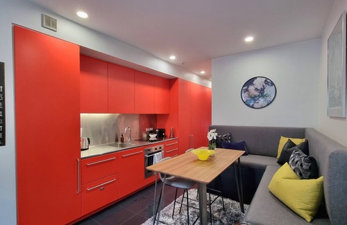 Auckland Central Business District Apartment | Delightful Breezy Gem Near Victoria Park with Breakfast