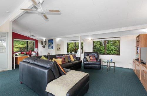 Opua House | Relax at Breezy on Broadview - Family & Pet Friendly Stay