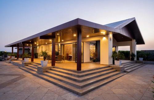 Igatpuri Villa | Tranquil Escape at Breezy Whispers - Private Pool & Views
