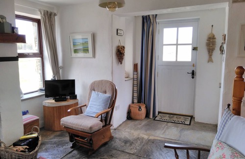 Dunfanaghy Cottage | Breifne Cottage: Traditional Stone Retreat with Ocean Views