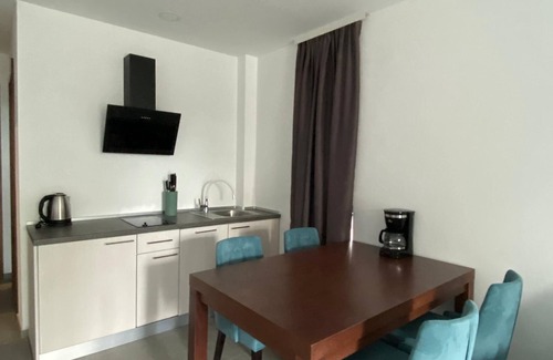 Zadvarje Apartment | Brela 15, Sunrise1a