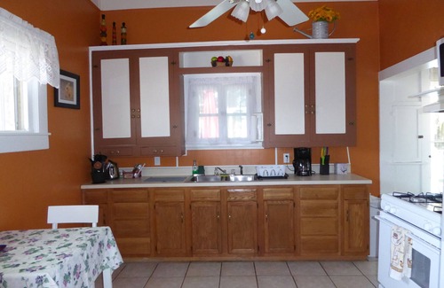 Carlsbad House | Exceptional Brennan House: Family-Friendly with Breakfast & Kitchen