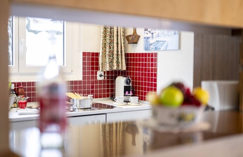 Engadin Scoul Apartment | Comfortable Brentschpark 13: Cozy Flat with Pool Access