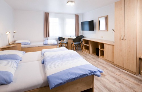Heidenheim an der Brenz Hotel | Family-Friendly Brenzhotel Heidenheim with Great Reviews