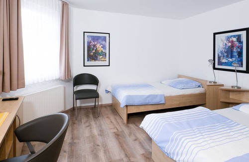 Heidenheim an der Brenz Hotel | Family-Friendly Brenzhotel Heidenheim with Great Reviews