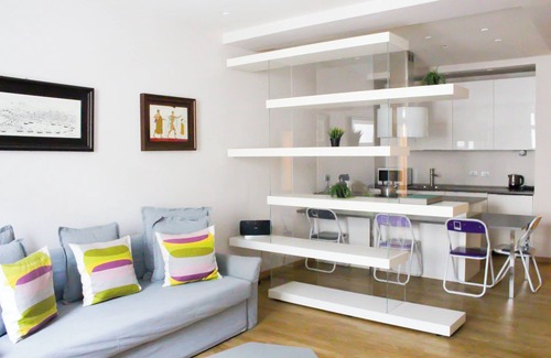 Scala Apartment | Stylish Brera Apartments Alla Scala with Family-Friendly Amenities