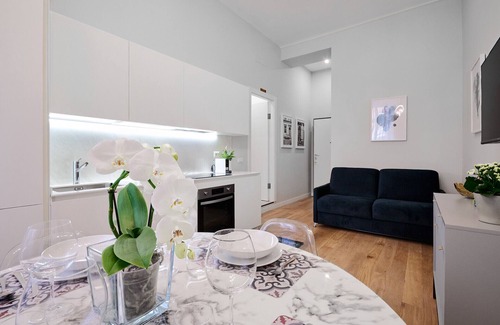 Porta Garibaldi Apartment | Elegant Brera Suite with Breakfast & Family Amenities