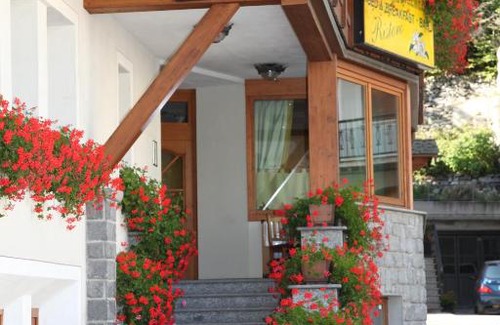 Isolaccia Bed & Breakfast | Pet-Friendly Stay at Bresidence Edelweiss - Rated 8.7/10