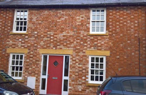 Bretforton House | Discover Bretforton Holiday Home: Rated 9.8, Pet Friendly