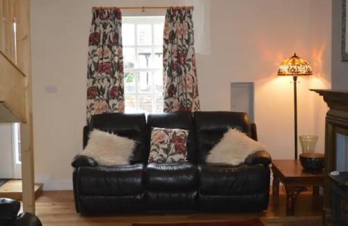 Bretforton House | Discover Bretforton Holiday Home: Rated 9.8, Pet Friendly