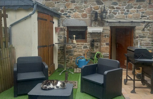 Hillion House | Breton house in the village of Hillion, 300m from the sea