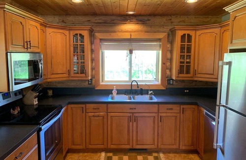 Moran Cabin | Pet-Friendly Brevort Log Cabin in Michigan's UP - Rated 9.8