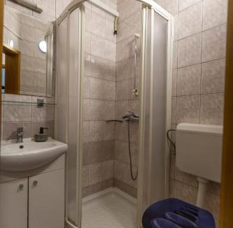 Jesenice Hotel | Brezov kot