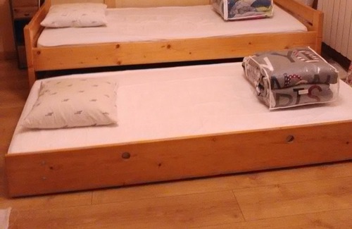 Forville Apartment | Family-Friendly Briançon T2 with Kitchen, Rated 10/10