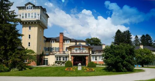 Georgina Resort | Briars Resort and Spa: Pet-Friendly Oasis with Ocean Views