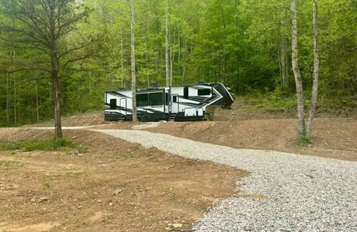 Camp Dix RV Rental | Bribery’s Hideaway