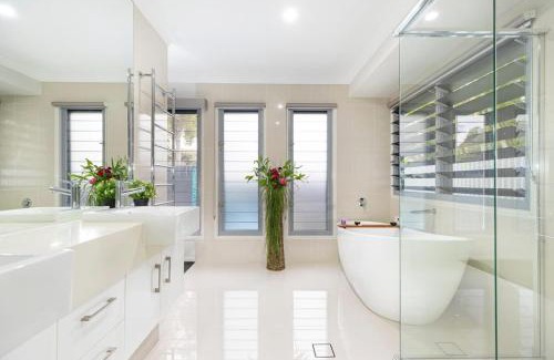 Bongaree House | Family-Friendly Retreat on Bribie Island with Pool
