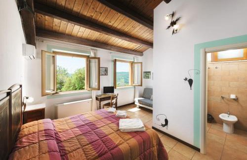 Cupra Marittima Bed & Breakfast | Delightful Briciola di Sole: Family-Friendly Dining & Stay