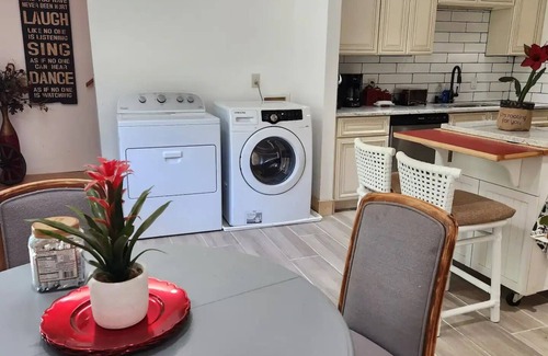 Mountville House | Peaceful Escape at Brick House - 10/10 Guest Rated Stay
