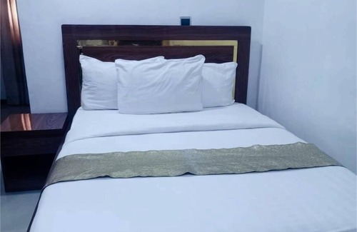 Port Harcourt Hotel | BRICK ROCK HOTEL AND SUITES