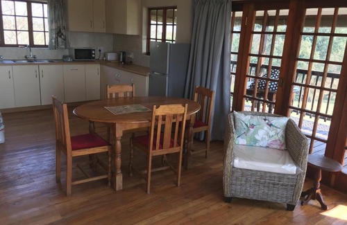 Umtshezi House | Cozy Bridal Drift Cottage: Family-Friendly Retreat