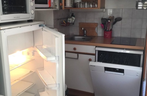 Brides-les-Bains Apartment | Bright Brides les Bains Studio with Pool & Private Parking