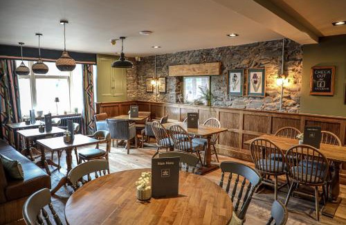 Llangollen Hotel | Bridge End Hotel: Pet-Friendly with Breakfast Included