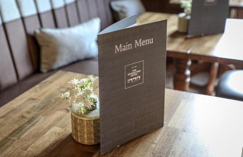 Llangollen Hotel | Bridge End Hotel: Pet-Friendly with Breakfast Included