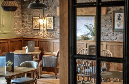 Llangollen Hotel | Bridge End Hotel: Pet-Friendly with Breakfast Included