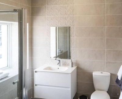 Dungloe Apartment | Discover Bridge Inn Studio Apartments: Top-Rated Oceanfront Retreat