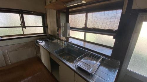 Shimonoseki House | Family-Friendly BRIDGE Share House with Hot Tub Amenities