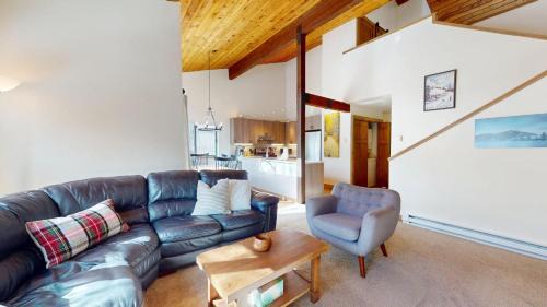 Ketchum House | Bridgepoint Condo 30