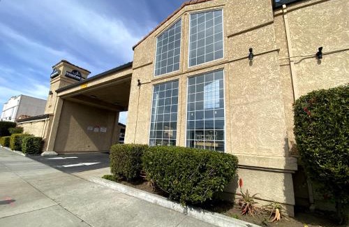Daly City Hotel | Family-Friendly Stay at BridgePoint Inn Daly City