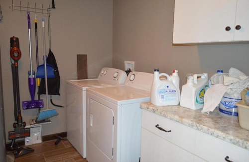 Arnolds Park Apartment | Relax at Bridges Bay Resort with Private Pool & Family Fun