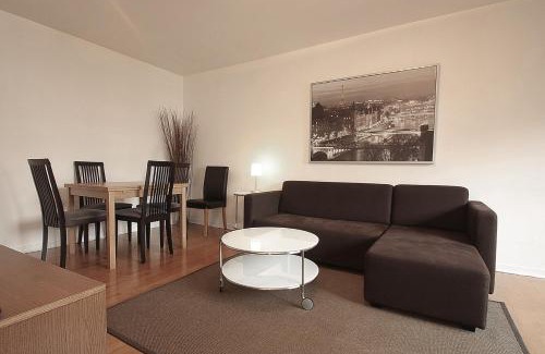 Champs-Elysees Apartment | Elegant Stays at Bridgestreet Champs-Elysées - Pet Friendly