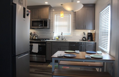 Brigantine House | Brigantine Beach House: Prime Location by Bay and Beach