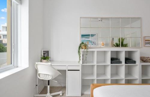 North Bondi Apartment | Bright 1-Bed Apartment in Coastal North Bondi