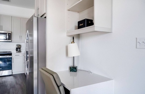 Highland Apartment | Inviting 1BR Highlands Retreat with Pool, Gym & Walkable Access