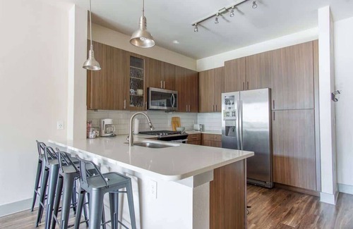 Richardson Apartment | Inviting 1BR Suite with Pool, Gym & Kitchen Access