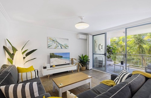 Narrabeen Apartment | Bright 2-Bed Apartment Near Narrabeen Beach