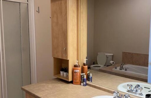 Plateau Apartment | Bright 2 Bedroom Condo with Convenient Parking Options