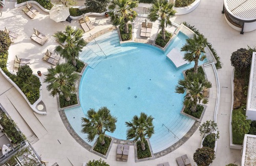 Jumeirah Village Circle Apartment | Bright 4 BD Penthouse with Pool and Child-Friendly Access