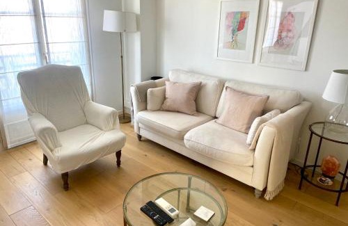 Le Piol Apartment | Bright 50m Apartment with Balcony & Child-Friendly Amenities
