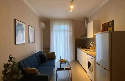 Old Boulevard Apartment | Bright and Airy N8B Apartment - Perfect for Families