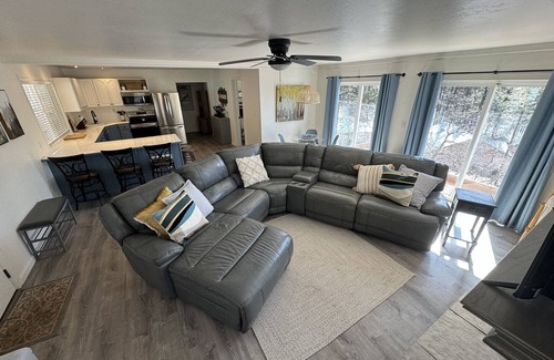 Bayfield House | Bright Lakeside Bungalow with Ocean and Lake Views