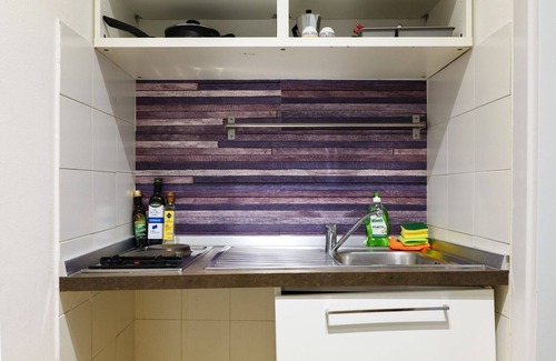 Magenta Apartment | Bright Studio in Central Location - Ideal for City Explorers
