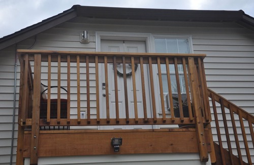 Cedar Mill Apartment | Cozy 1 Bedroom Apartment with Breakfast & Child-Friendly Amenities