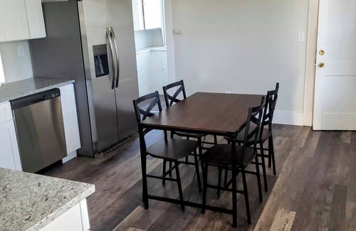 Chicopee Apartment | Bright and cozy 3 bedroom apartment in Chicopee with AC, WiFi. Enjoy your stay